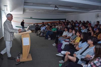 Estudiantes de la UDLAP se reúnen con destacado estudio de arquitectos