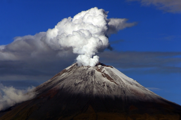 Analizan investigadores del CICA repercusiones del deshielo glaciar