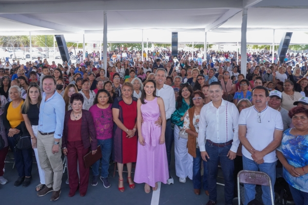 Festeja Pepe Chedraui el Día de las Madres en la Laguna de Chapulco, destaca su valor en la capital poblana