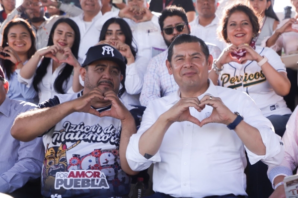 El deporte une familias en Izúcar con el gobernador Armenta