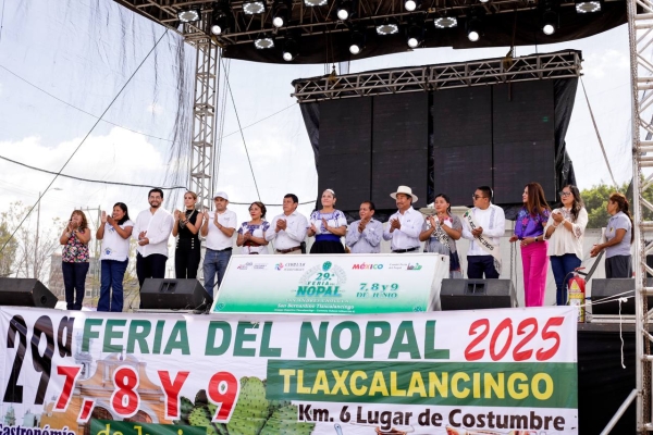 Inaugura Lupita Cuautle 29ª Feria del Nopal en San Bernardino Tlaxcalancingo