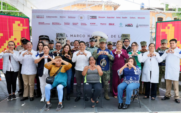FERIA DE PAZ ACERCA SALUD GRATUITA A FAMILIAS DE LA SIERRA NORTE