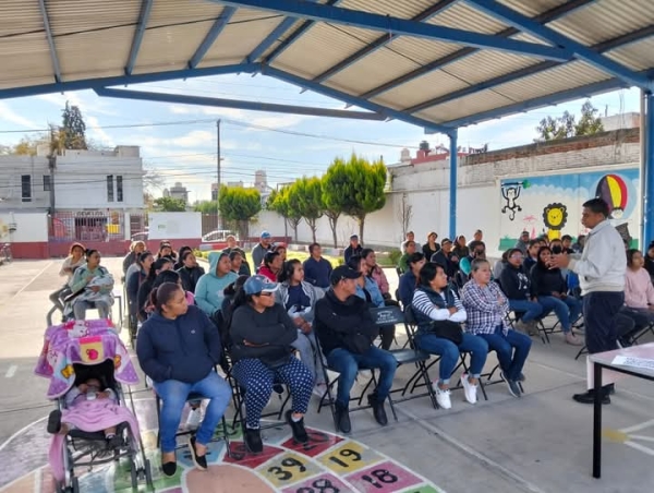 DIF MUNICIPAL DE CUAUTLANCINGO IMPARTE PLÁTICA PARA FORTALECER LA EDUCACIÓN EN EL MUNICIPIO