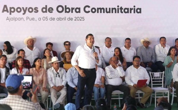 Entrega Armenta más de 30 millones de pesos para 90 obras comunitarias en Ajalpan