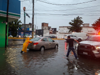 Protecci&oacute;n Civil atiende afectaciones por lluvias en zona metropolitana