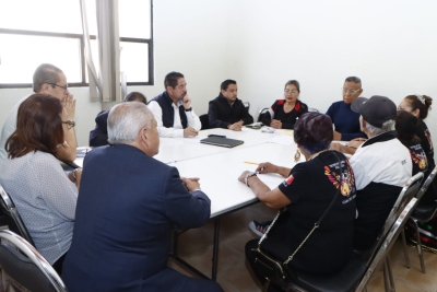 Trabaja gobierno estatal en mejoras en la Casa del Abue
