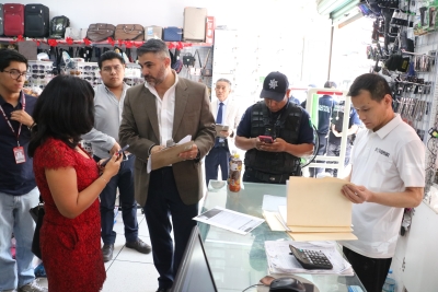 Realizan gobierno estatal y ayuntamiento de Puebla más operativos en tiendas de importaciones