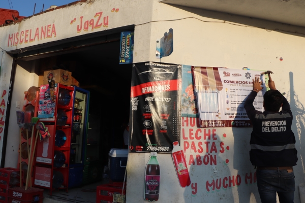 Policía de San Pedro Cholula inicia el Programa “Comercios Unidos por la Seguridad” en Santiago Momoxpan