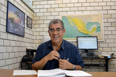 Distinguen a investigador del Instituto de F&iacute;sica de la BUAP con la Medalla de la Divisi&oacute;n de Part&iacute;culas y Campos de la Sociedad Mexicana de F&iacute;sica