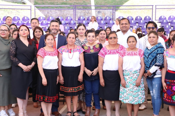 En Casas Carmen Serdán, Gobierno impulsa toma de decisiones con equidad de género