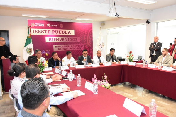 Fortalece gobierno estatal criterios de operación en hospitales de Puebla