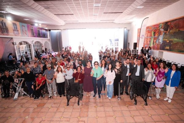 Promueve Lupita Cuautle más inclusión y movilidad con entrega de aparatos ortopédicos