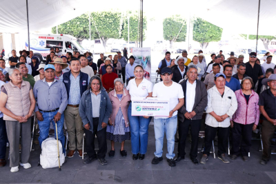 Lupita Cuautle entrega invernaderos y apoyos al campo en San Andr&eacute;s Cholula
