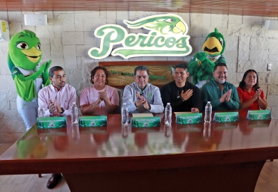 Firma Omar Muñoz convenio de colaboración con el equipo de béisbol “Pericos”