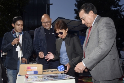 La Rectora Lilia Cedillo pone en marcha “Biblioteca itinerante”
