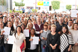 Toma protesta Pepe Chedraui a 87 nuevas mesas directivas de colonias; ofrece trabajo conjunto por la ciudad