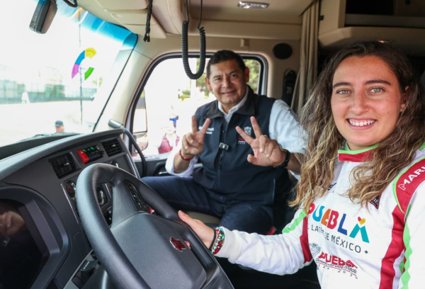GOBIERNO ESTATAL PONE A PUEBLA A LA VANGUARDIA LOG&Iacute;STICA Y CARRETERA