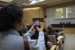 Dicta conferencia magistral el polit&oacute;logo Robert Keohane a estudiantes de la BUAP