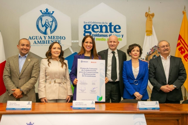 Firman el Gobierno de la Gente y Pirelli ampliación del convenio para la conservación de  la Cuenca de la Esperanza.