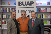 Freddy Ortega presenta en la BUAP su libro autobiogr&aacute;fico Sue&ntilde;os de un pseudoactor