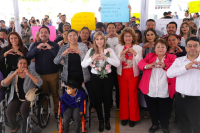 ENCABEZA CECI ARELLANO JORNADA DEL SEDIF EN BENEFICIO DE FAMILIAS DE SANTO TOM&Aacute;S HUEYOTLIPAN