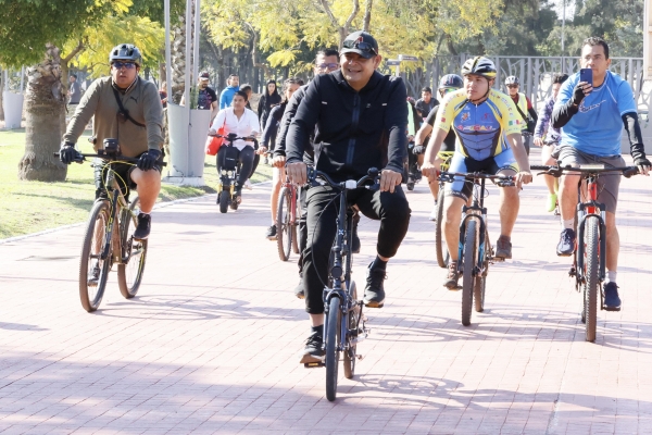 Primera Rodada Por Amor a Puebla une a ciclistas con Alejandro Armenta