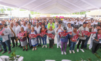 PARA FORTALECER COMUNIDADES, GOBIERNO ESTATAL INCENTIVA PRODUCCI&Oacute;N AGROPECUARIA Y REFORESTACI&Oacute;N